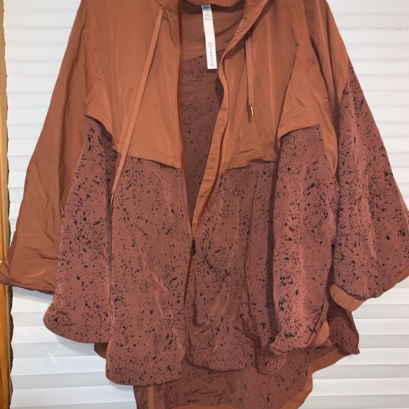 Lululemon Ride & Reflect Jacket - Picture 3 of 10